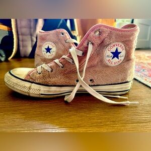 Converse High-Top Pink Fuzzy Sneakers Women’s 8